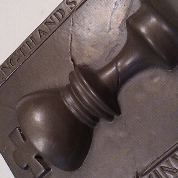 Sid Dickens B19 "Chess King" Vintage Alchemy. Metal Iron/Bronze *Rare & Retired* - Picture 7 of 8